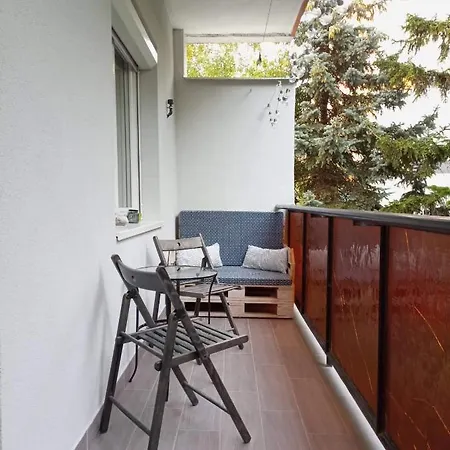 Lägenhet Lili Apartman *