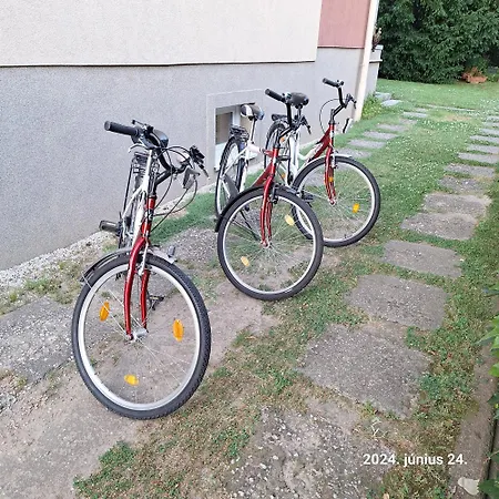 Lili Apartman Appartement *